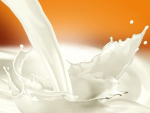 milk splashing