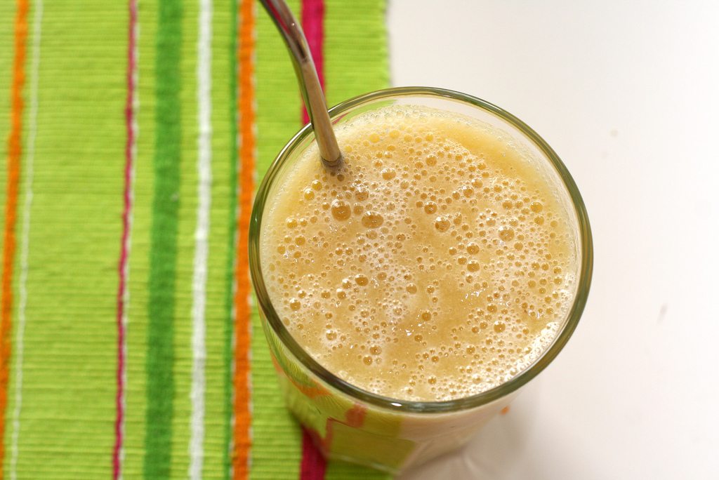You are currently viewing Drink Your Way to Weight Loss & Muscle Gain (and we’re not talking about alcohol)